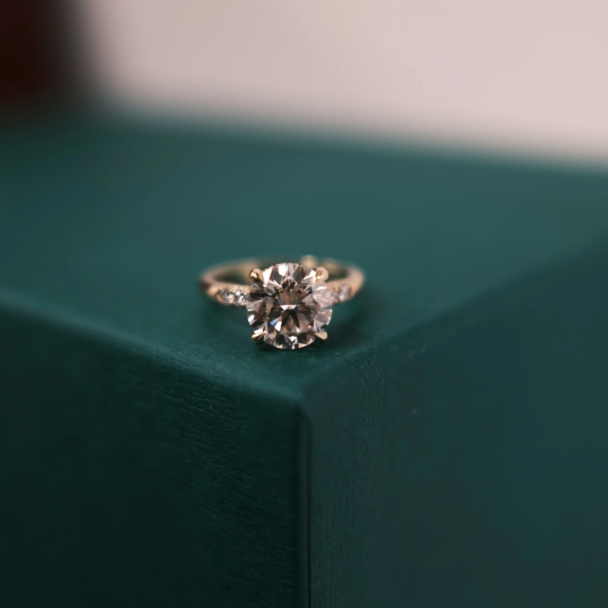 AU — Custom ring